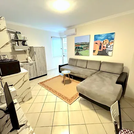 Apartment Beachfront